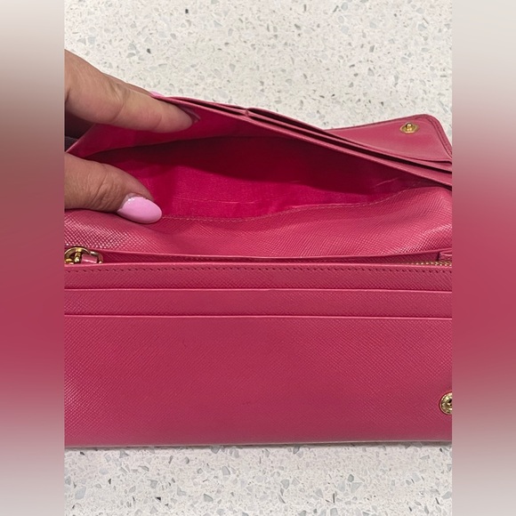Prada Double Snap Wallet EUC - Picture 5 of 9